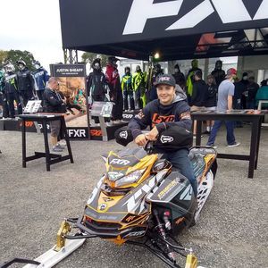 Meet your Posher, Eric